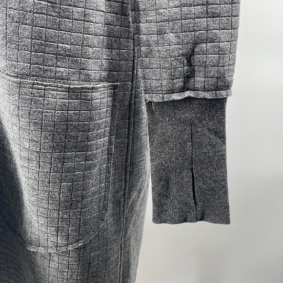 Rebecca King grey long cardigan Shacket thumbholes minimalist career casual sz m - Picture 11 of 13